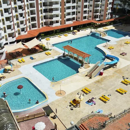#150 Da Rocha Nearby Διαμέρισμα *