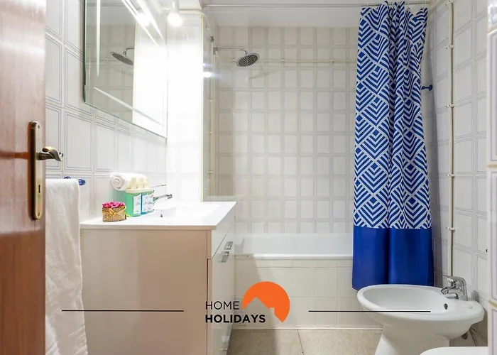 #150 Da Rocha By Holidays Daire *