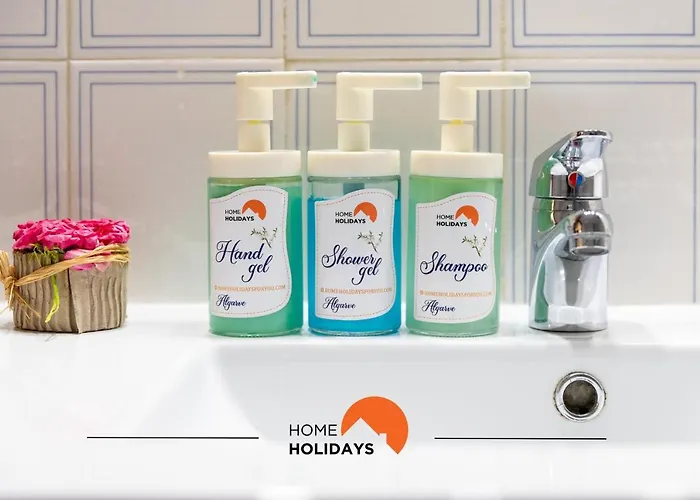 #150 Da Rocha By Holidays